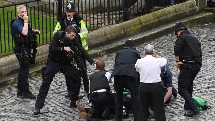 Atentado deixou 4 mortos em Londres