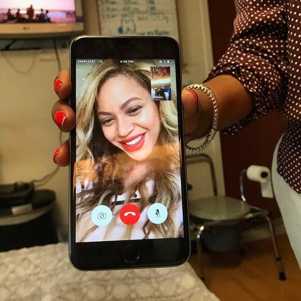 Beyoncé realiza sonho de uma fã