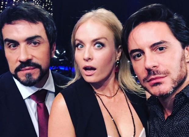 Padre Fábio de Melo brinca e Ricardo Tozzi brincam com semelhança