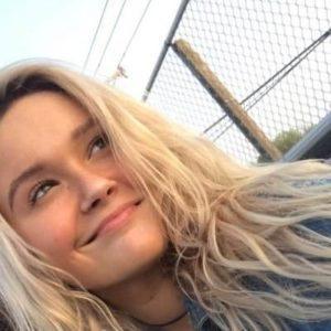 Presente de avô para adolescente emociona internautas