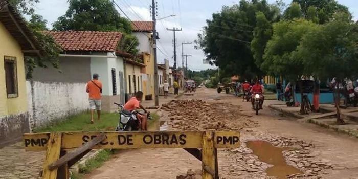 Prefeitura inicia operação tapa-buraco nas ruas de Porto