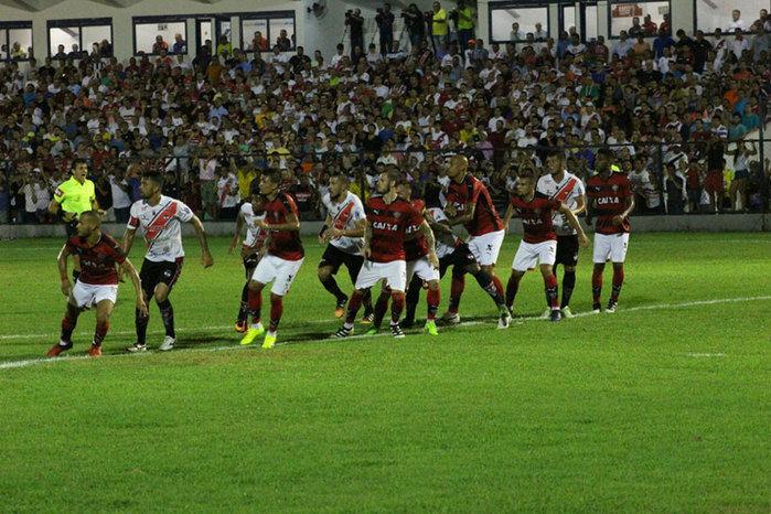 Vitória-BA bateu o River por 3 a 2 (Crédito: Victor Costa)