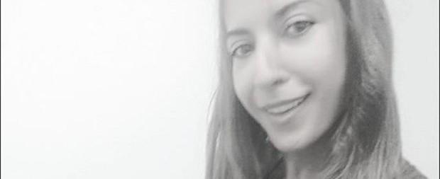 Priscila Pires recebe beijo na barriga e fãs especulam gravidez