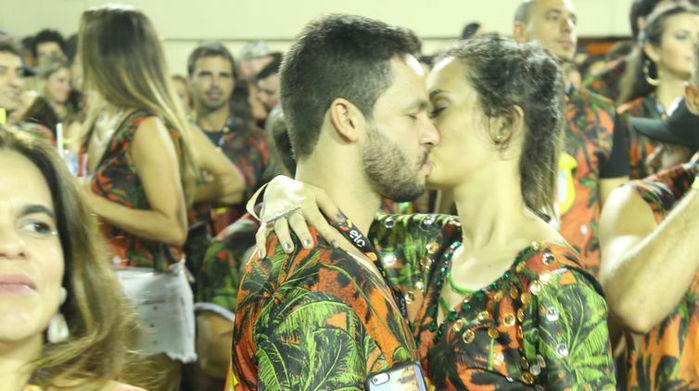 Rainer Cadete e a namorada, Taiane Raveli