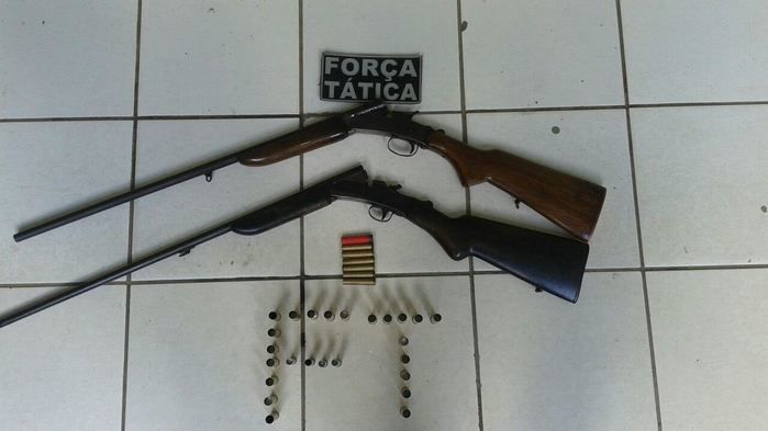 Força Tática prende dois suspeitos com arma de fogo em Jacobina