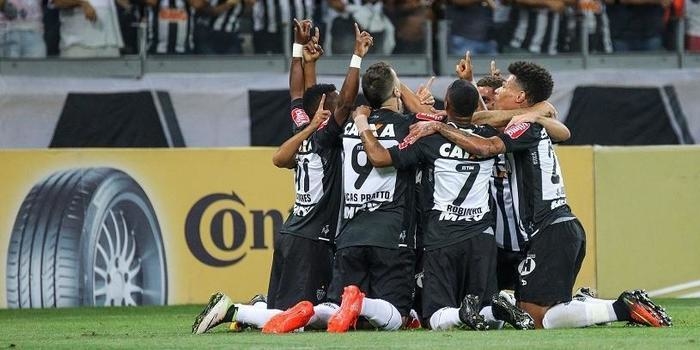 Galo pode receber R$ 3,5 mi a mais que Cruzeiro de patrocinador
