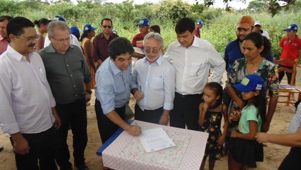 Governador Wellington Dias visita Santo Inácio do Piauí   - Imagem 23