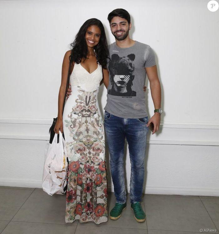 notícia através de um post em seu perfil