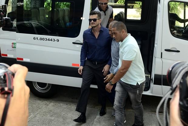 Ex-BBB Marcos vai a delegacia depor sobre suspeita de agressão (Crédito: Roberto Teixeira / EGO)