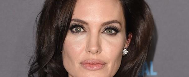 Angelina Jolie compra mansão histórica por R$ 79 milhões; fotos