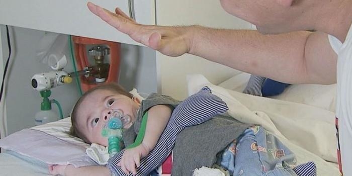 Bebê com doença rara recebe 1ª dose de remédio de R$ 3 milhões