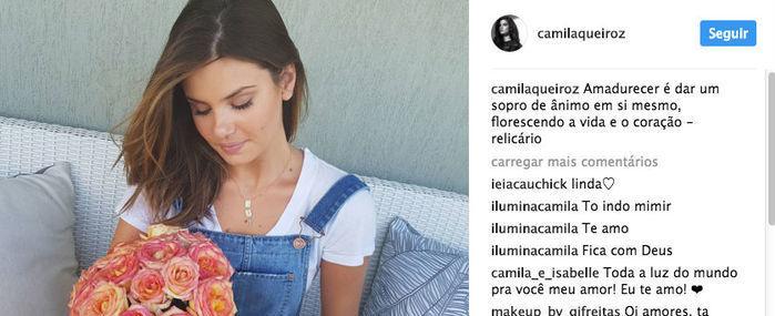 Camila Queiroz publica mensagem tocante após morte do pai