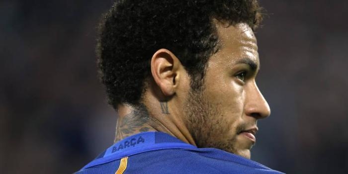 Jornal inglês "lamenta" desejo de Neymar em jogar no Flamengo
