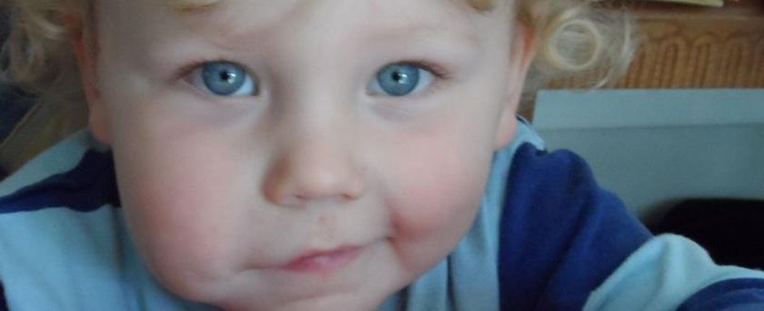 Mãe desabafa na internet após filho com doença sofrer bullyng