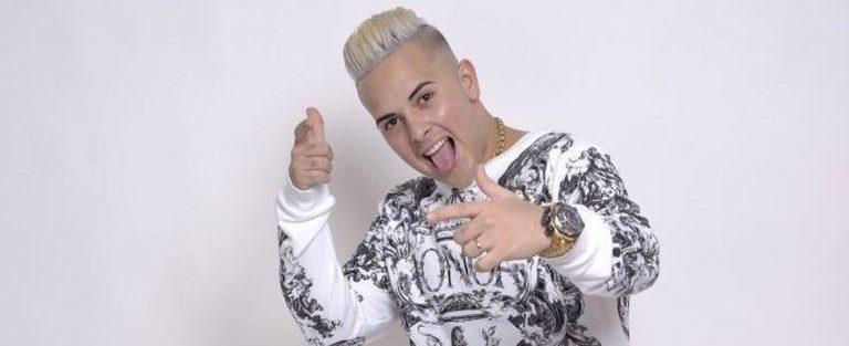 MC G15 fatura R$ 1,5 milhão por mês e compra dente de ouro