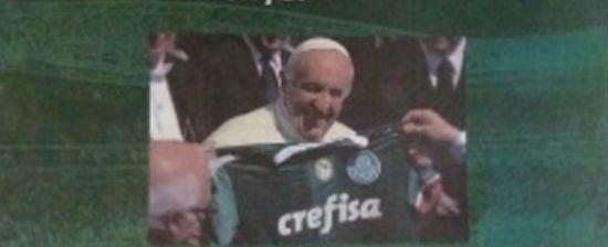 Vaticano pode ir à Justiça por foto do Papa com camisa do Palmeiras