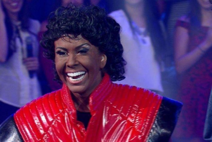 Joelma aparece transformada em Michael Jackson e divide opiniões