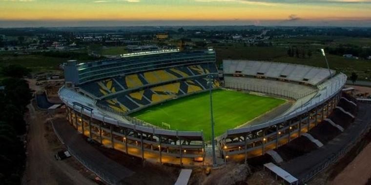 Palmeiras será o 1º time brasileiro a jogar na nova casa do Peñarol
