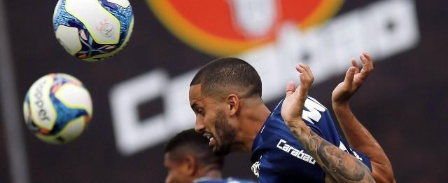 Zé Ricardo deve manter Flamengo com 3 volantes contra o Atlético-PR