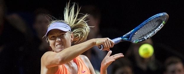 Após 15 meses suspensa, Sharapova volta a jogar tênis