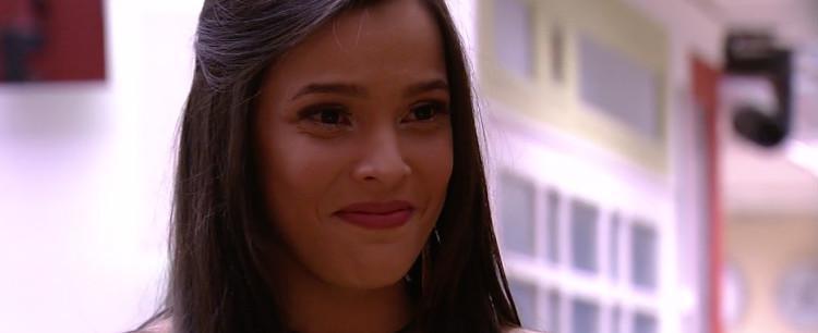 Globo tem planos de colocar Emilly para participar de 'Malhação'