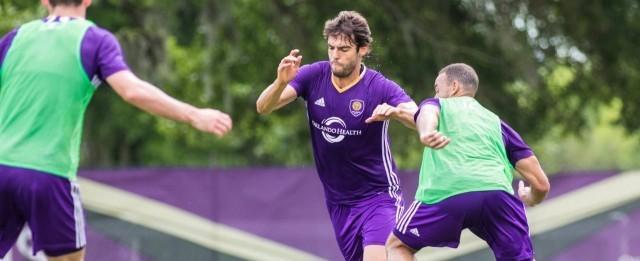 Kaká é o jogador mais bem pago da MLS com salário de R$ 22,8 mi