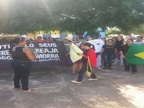 Em Santo Inácio categorias vão às ruas contra reformas do governo