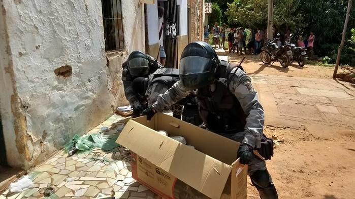 Polícia estoura boca de fumo e apreende 16 kg de maconha em Picos