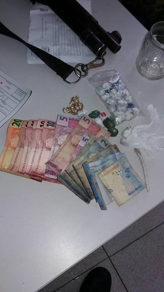 Polícia apreende menor suspeito de tráfico de drogas em Teresina