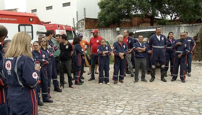 Somente três ambulâncias estão atendendo a demanda da capital (Crédito: Reprodução)