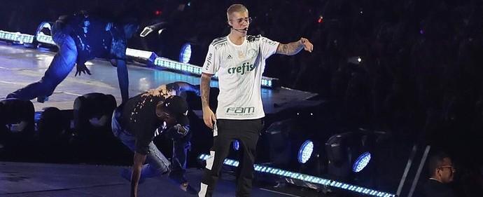 Amizade com Neymar foi ponte para Bieber usar camisa do Verdão