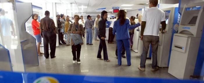 Governo fixa idade mínima progressiva na reforma da Previdência