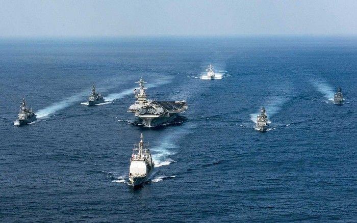 USS Carl Vinson, em foto de arquivo, de 28 de março, em exercício no Oceano Pacífico (Crédito: Reprodução)