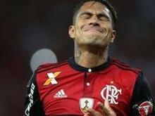 Chineses fazem proposta milionária e Guerrero pode deixar o Fla