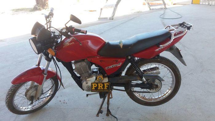 Idoso é preso com moto clonada em Valença
