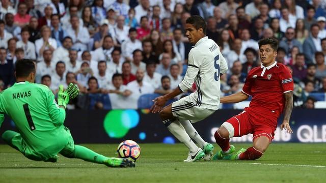 Real goleia Sevilla e só depende de si para ser campeão