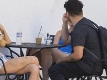 Kristen Stewart é clicada cheia de hematomas nas pernas