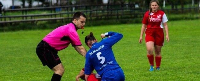 Jogadora tem surto de raiva, espanca atleta e pode ser banida