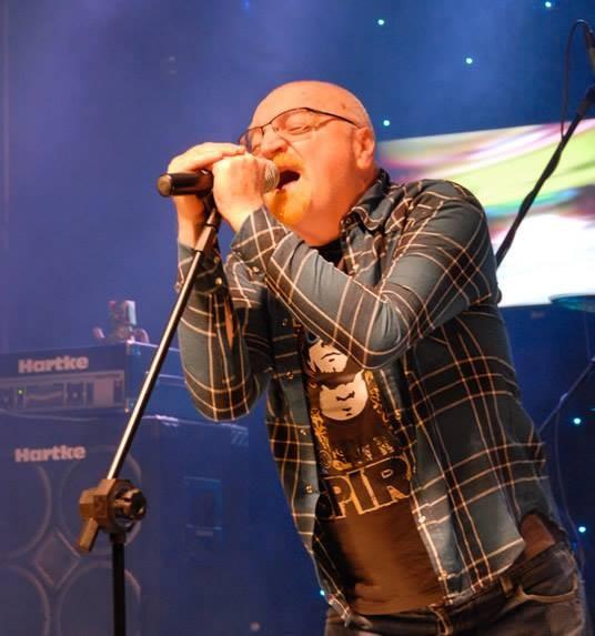 Kid Vinil morreu aos 62 anos
