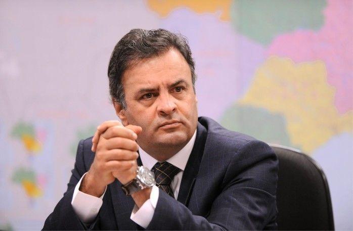 Aécio Neves