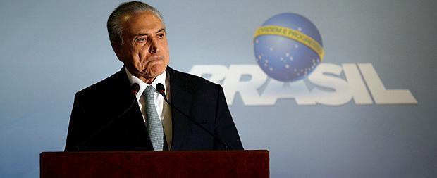 Temer discute com assessores novo pronunciamento nesta sexta-feira
