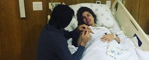 Bruna Hamú é pedida em casamento ainda na maternidade