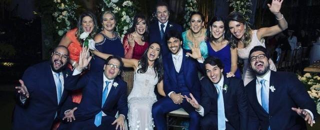 Silvia Abravanel posta foto da família reunida durante casamento