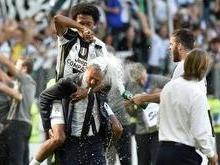 Juventus vence rival por 3 a 0 e leva o hexa