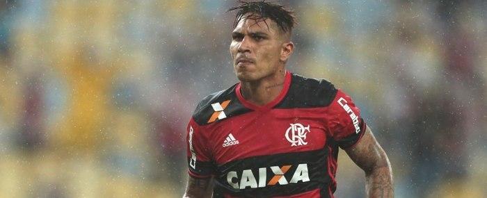 Após ser poupado, Paolo Guerrero está de volta ao Fla