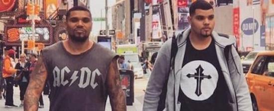 Naldo e o filho chamam atenção por semelhança em passeio por NY