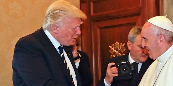 Papa Francisco recebe Donald Trump e Melania no Vaticano