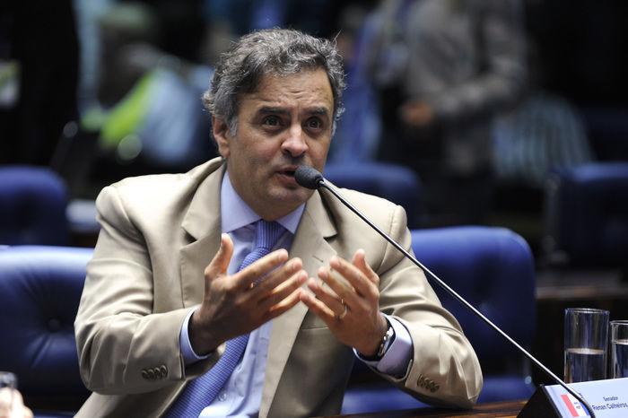 Aécio Neves