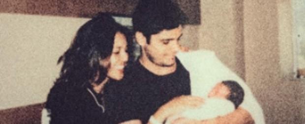 Bruno Gissoni e Yanna Lavigne postam primeira foto com a filha