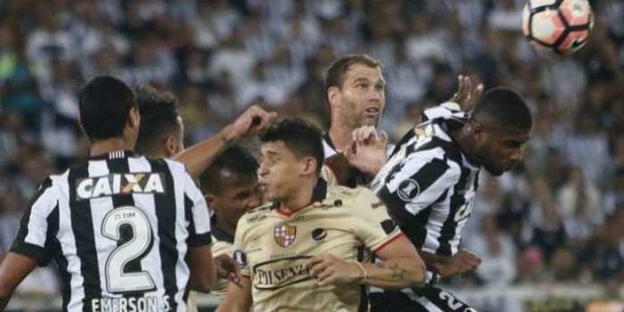 Botafogo perde em casa para o Barcelona-EQU na Libertadores